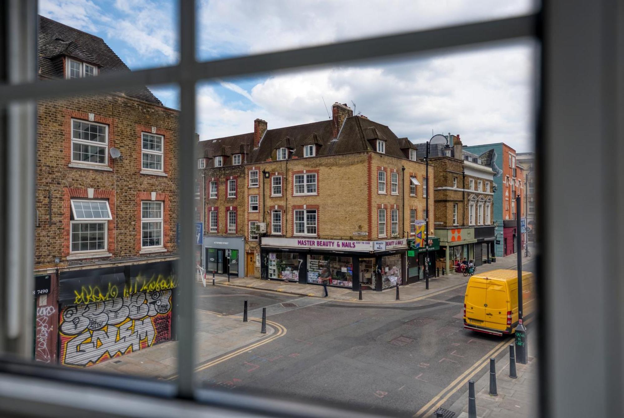 Chic 2 Bedroom Apartment Near Liverpool Street By Gold Stays Londres Exterior foto